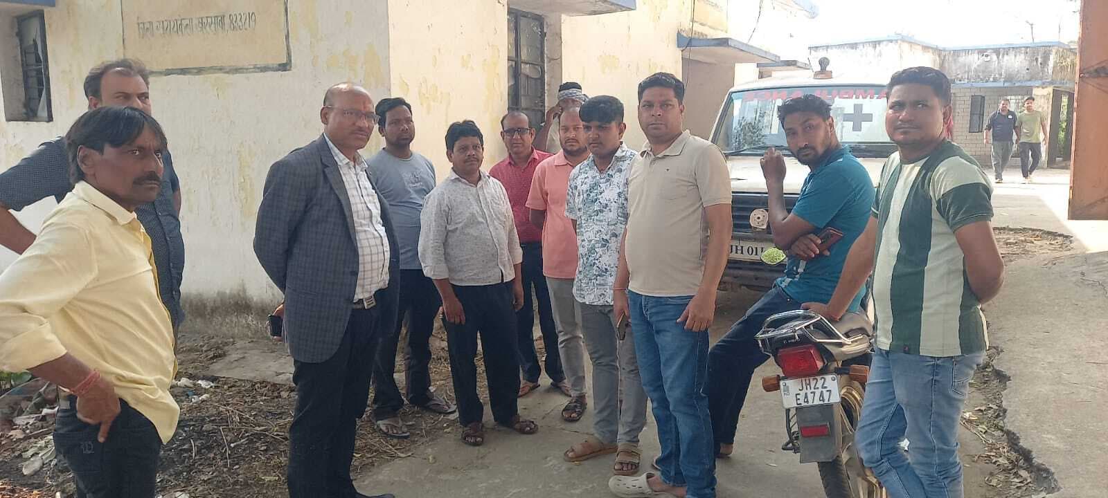 Seraikela Kharsawan News : सरायकेला में मसाला व्यापारी ने फंदे से लटककर की आत्महत्या