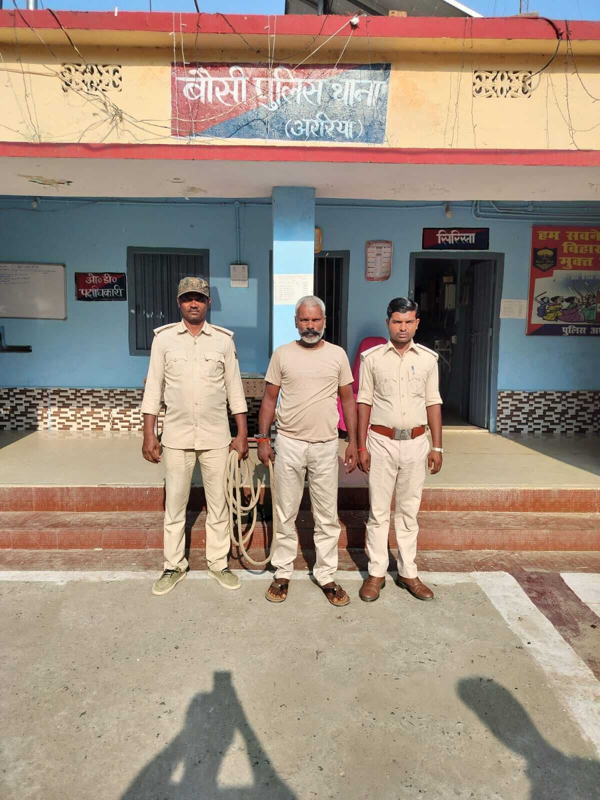 हत्या मामले में एक नामजद गिरफ्तार