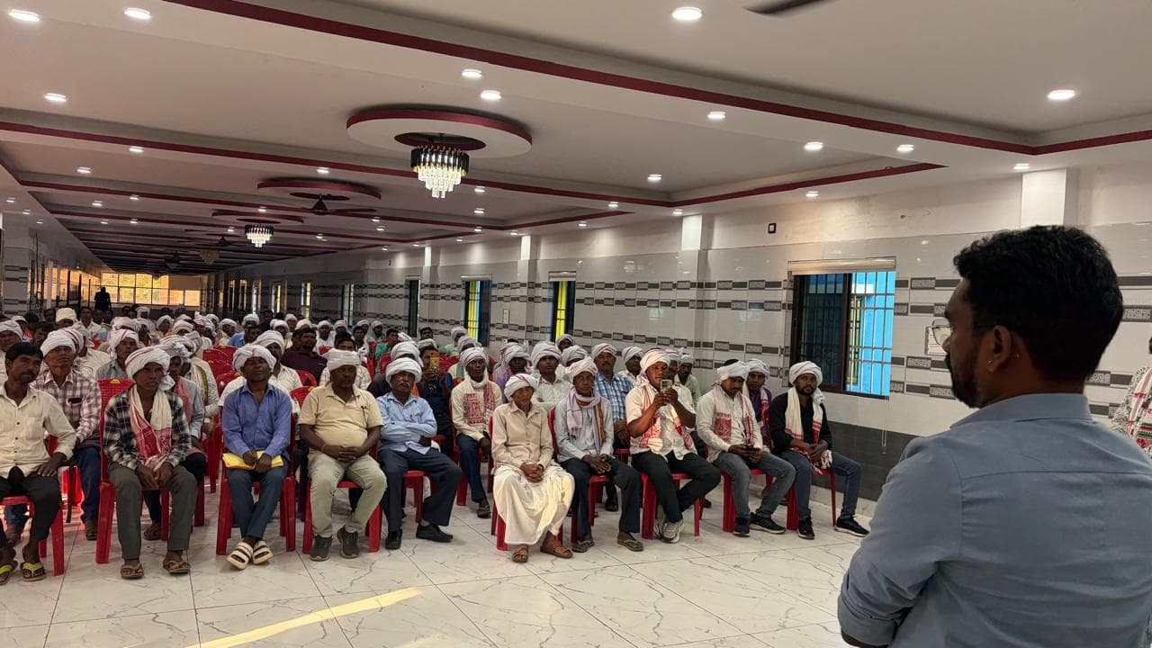 Seraikela Kharsawan News : जल, जंगल और जमीन की रक्षा के लिए आगे आएं युवा : विधायक