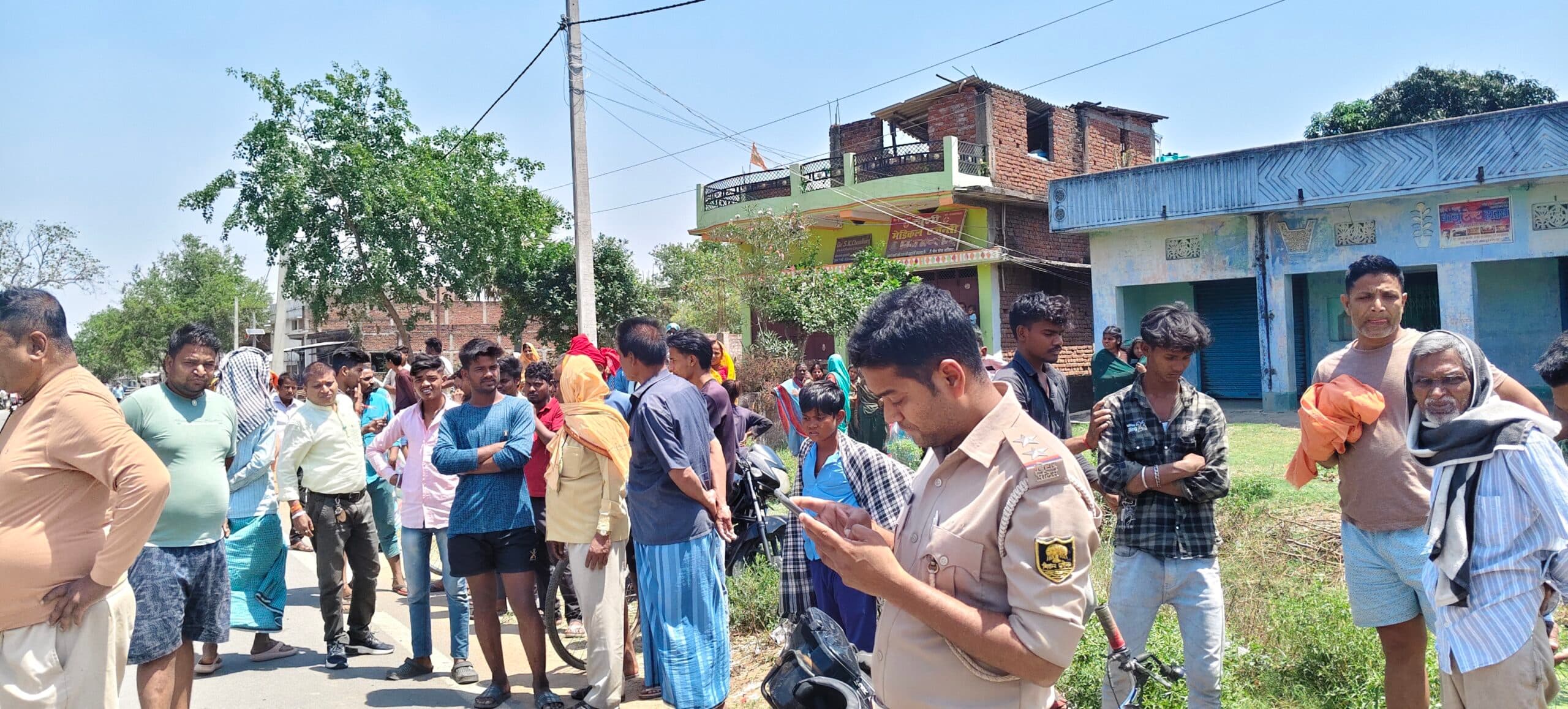 बाइक-ऑटो की आमने-सामने टक्कर में एक की मौत, दो घायल