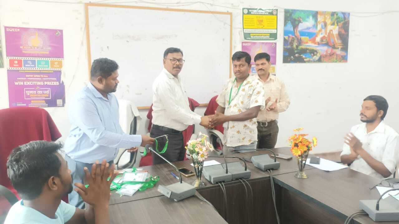 पहाड़िया समुदाय के सर्वे का लक्ष्य अप्रैल तक करें पूरा