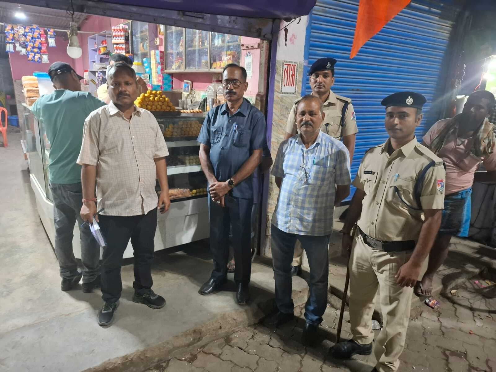 आरपीएफ व आइडब्लू ने स्वच्छता अभियान में किया जुर्माना