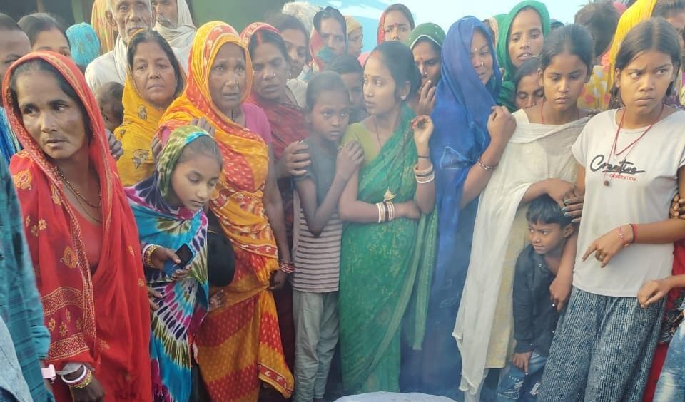 जालंधर से मृतक मजदूर का शव पहुंचा गांव, मचा कोहराम