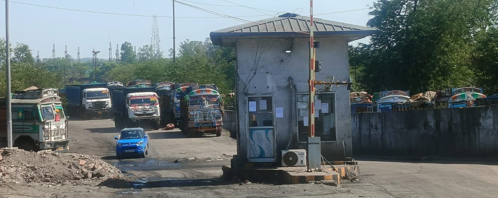 ग्रामीणों ने बंद करायी कोयला ढुलाई