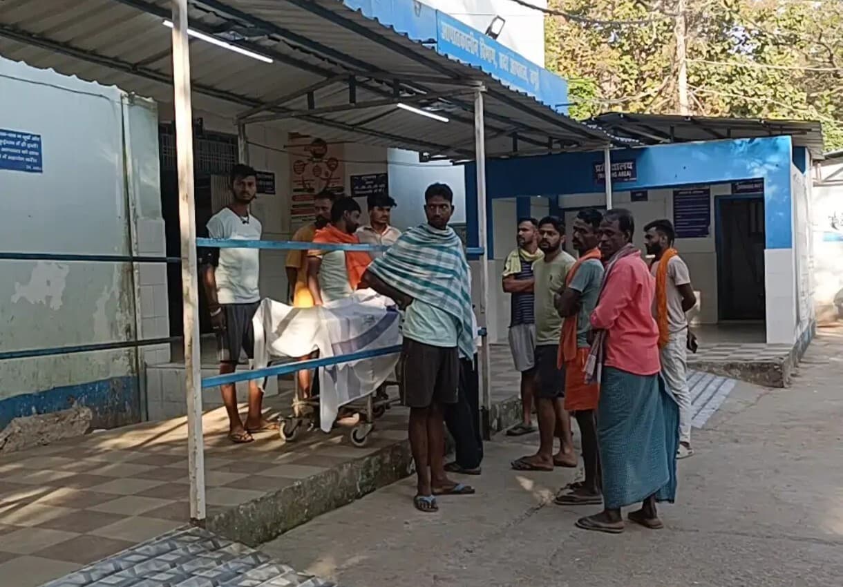 तेज रफ्तार अज्ञात वाहन की टक्कर से ट्रैक्टर चालक की मौत, परिजनों में मचा कोहराम