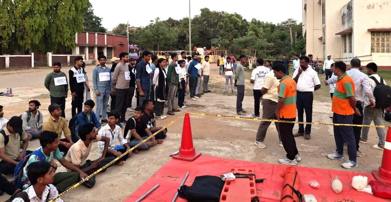 वज्रपात के दौरान बचाव व पीड़तों के त्वरित उपचार का मिला प्रशिक्षण