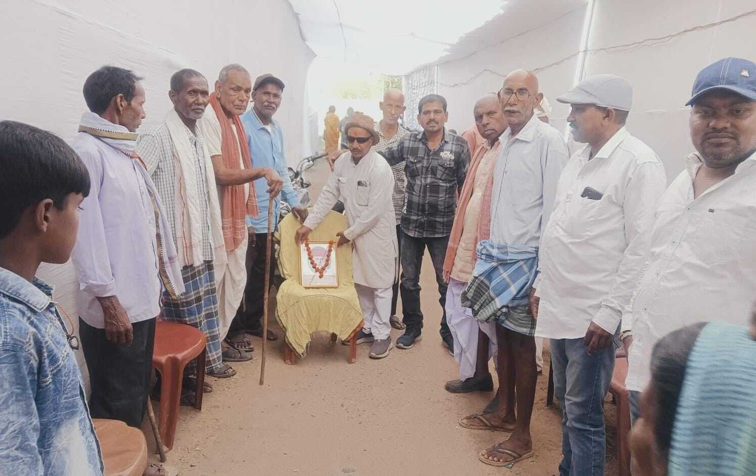 समारोहपूर्वक समाज सुधारक ज्योतिबा राव फुले की जयंती मनी