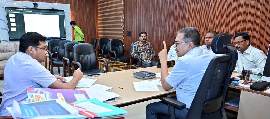 Bokaro News : परीक्षा केंद्रों में इलेक्ट्रॉनिक गैजेट के साथ प्रवेश नहीं कर सकेंगे अभ्यर्थी