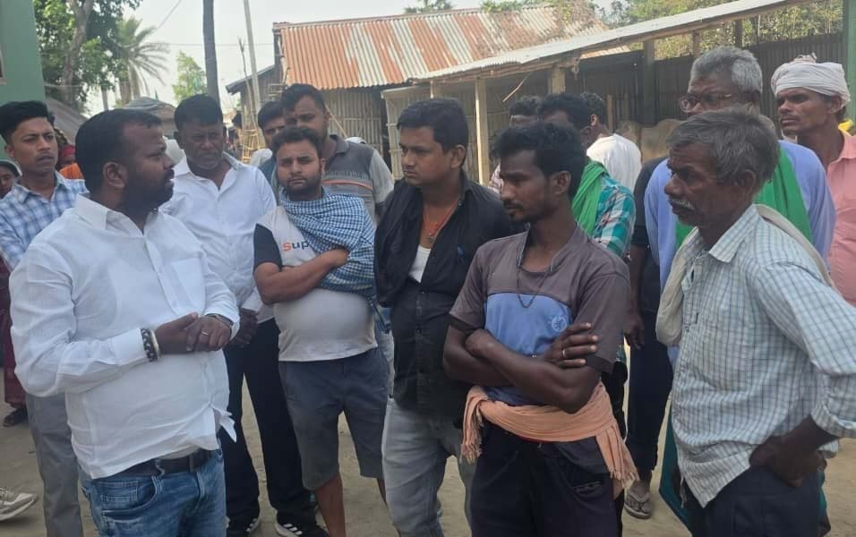 हादसे के पीड़ितों से मिले सांसद प्रतिनिधि, हरसंभव सहायता का आश्वासन