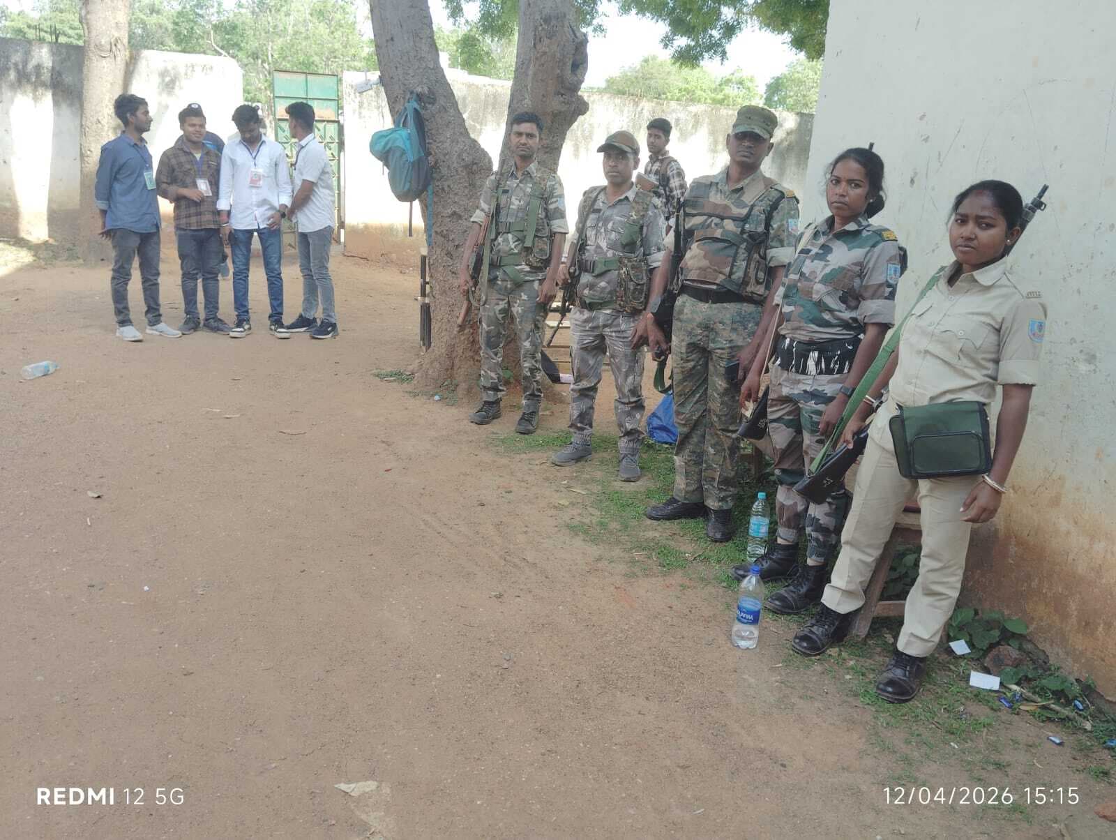 सारवां के तीन केंद्रों पर हुई उत्पाद सिपाही की परीक्षा