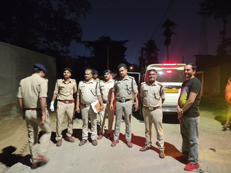 खगड़ा रेड लाइट एरिया से चार नाबालिग व नौ युवतियों को कराया मुक्त