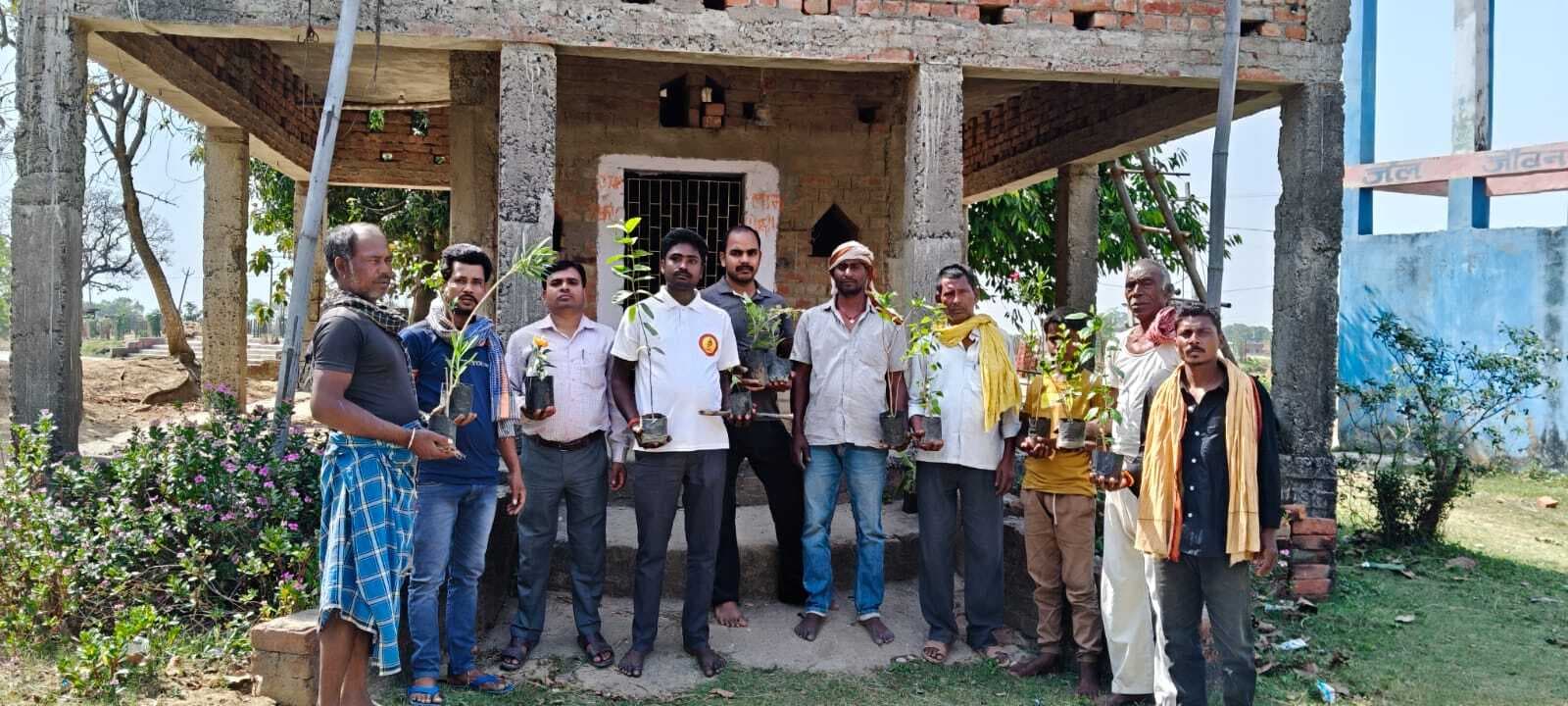 बाबा गणिनाथ सेवा टीम ने चलाया स्वच्छता अभियान