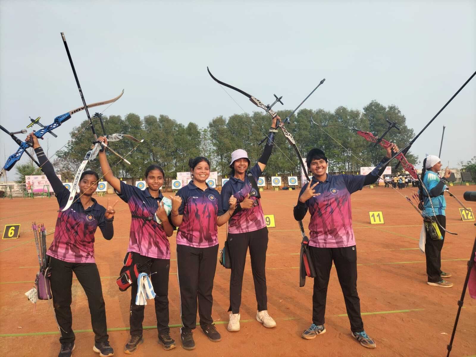 Jharkhand archery under 15 team overall champion : झारखंड अंडर-15 आर्चरी टीम ओवरऑल चैंपियन