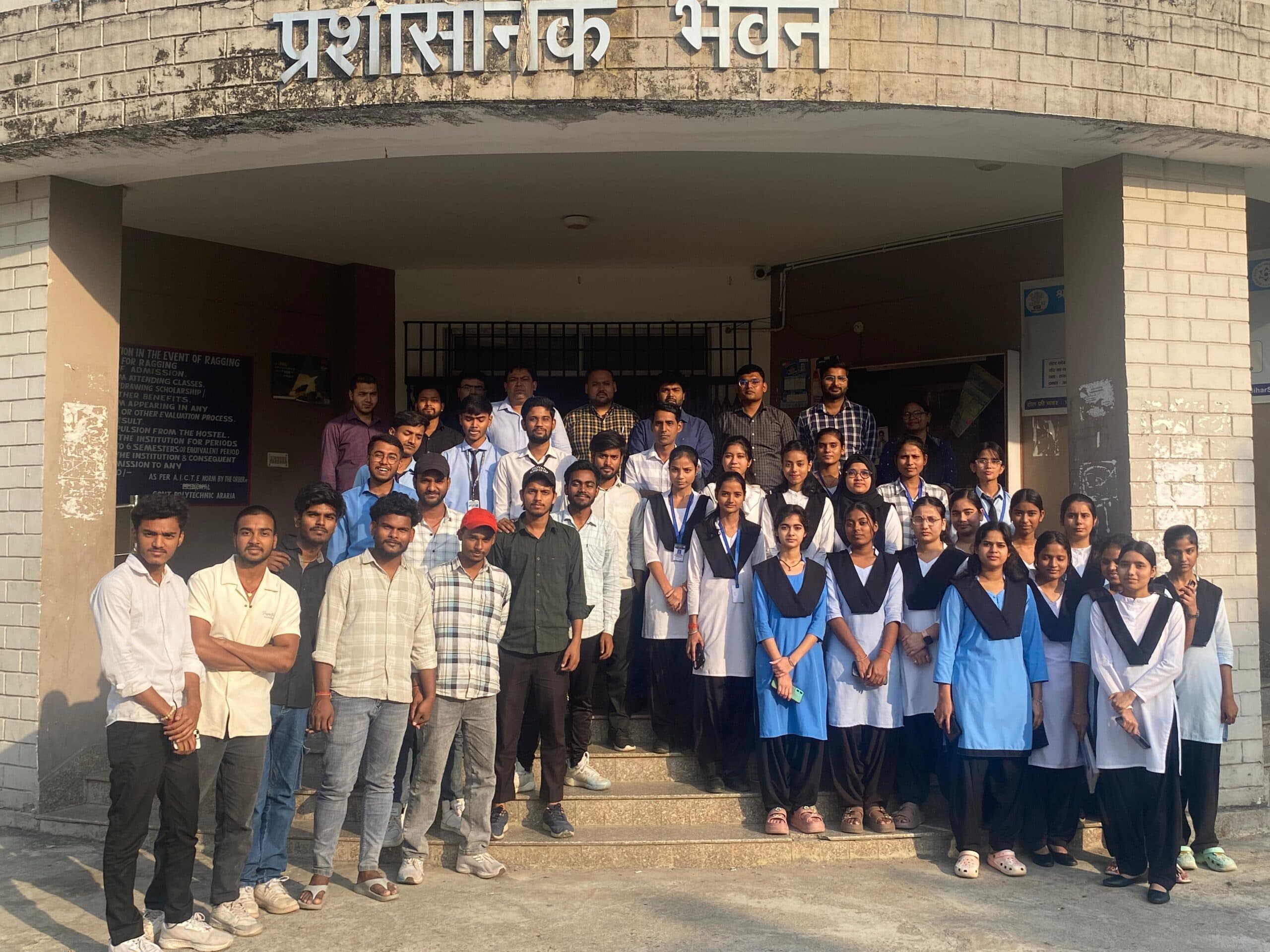 छात्रों को दी वेब तकनीकों की जानकारी