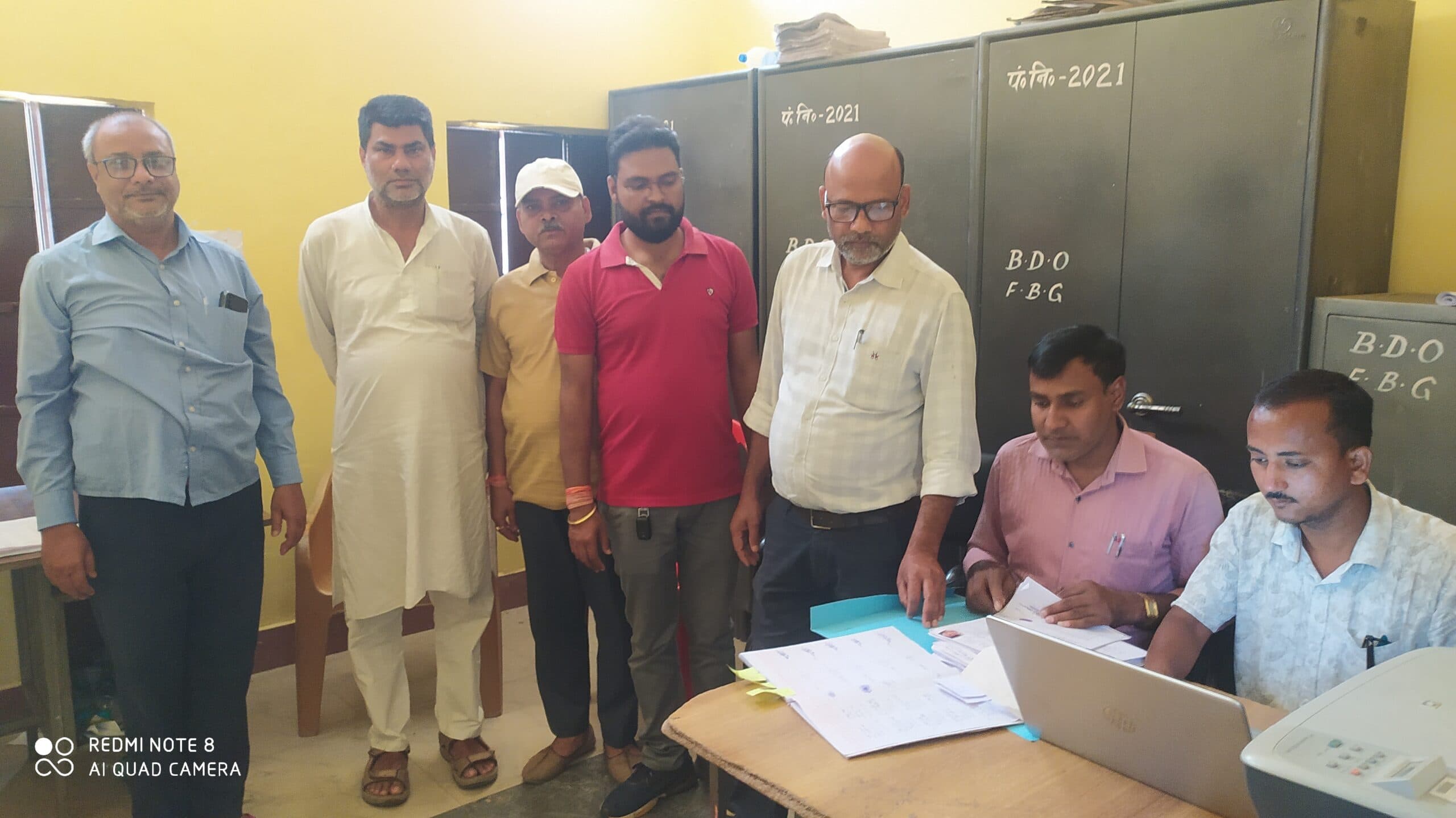 पैक्स अध्यक्ष को चुनाव चिह्न आवंटित