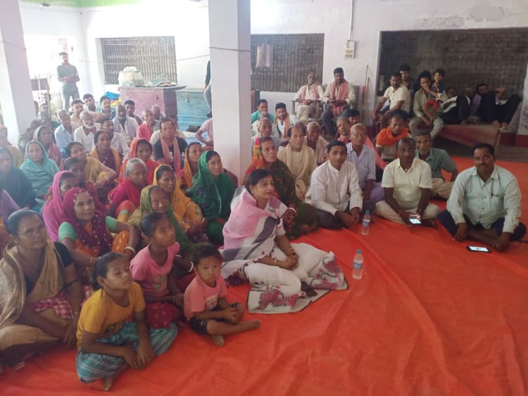 भाजपा कार्यकर्ताओं ने आयोजित किया नारी शक्ति वंदन कार्यक्रम