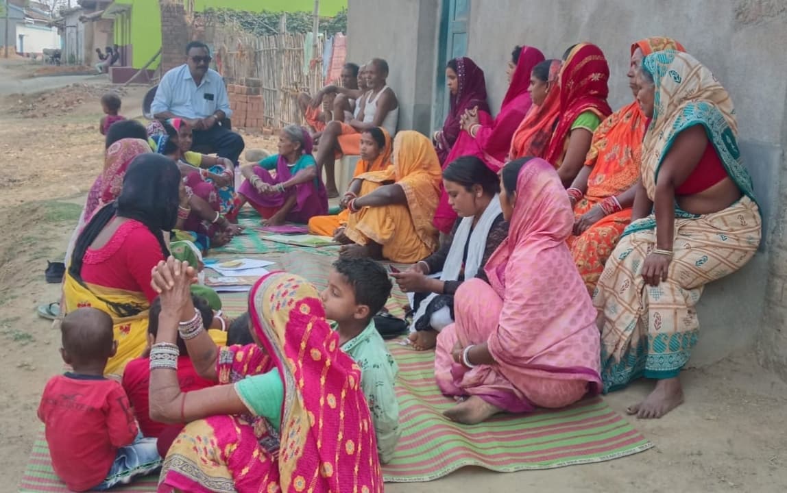 ग्राम सभा के माध्यम से योजनाओं का करें चयन