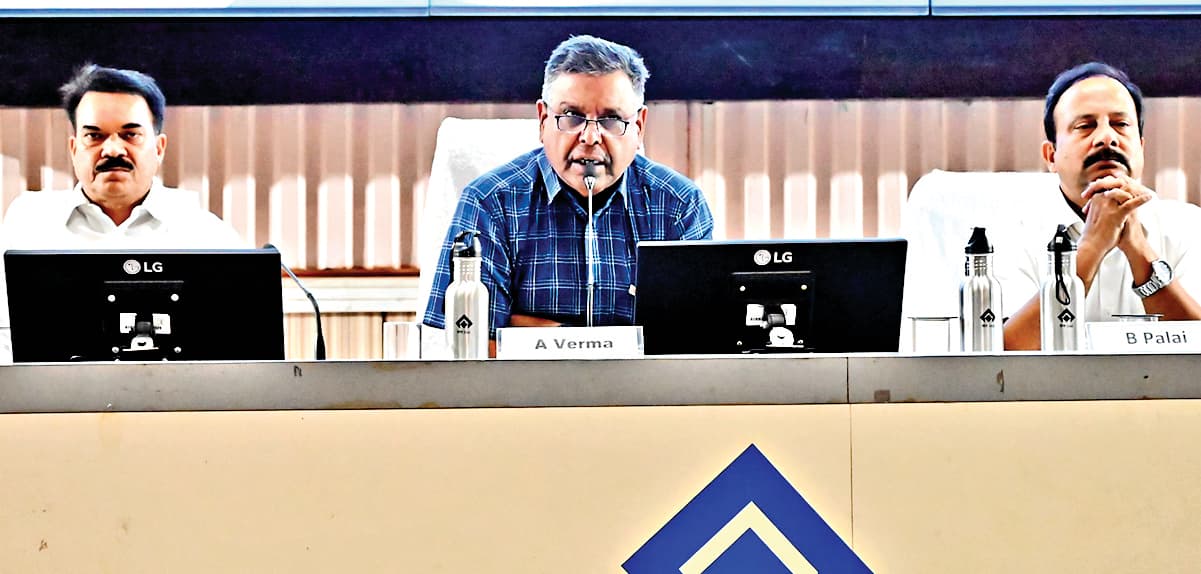 Rourkela news: आरएसपी में भारत की सर्वश्रेष्ठ इस्पात निर्माता कंपनी बनने की क्षमता : आलोक वर्मा