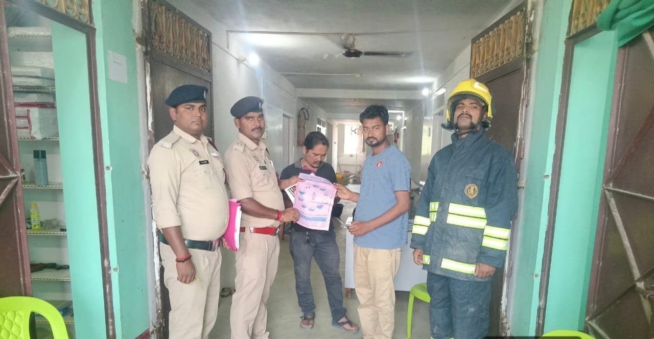 अग्निशमन सेवा सप्ताह की हुई शुरुआत, शहीद जवानों को किया नमन