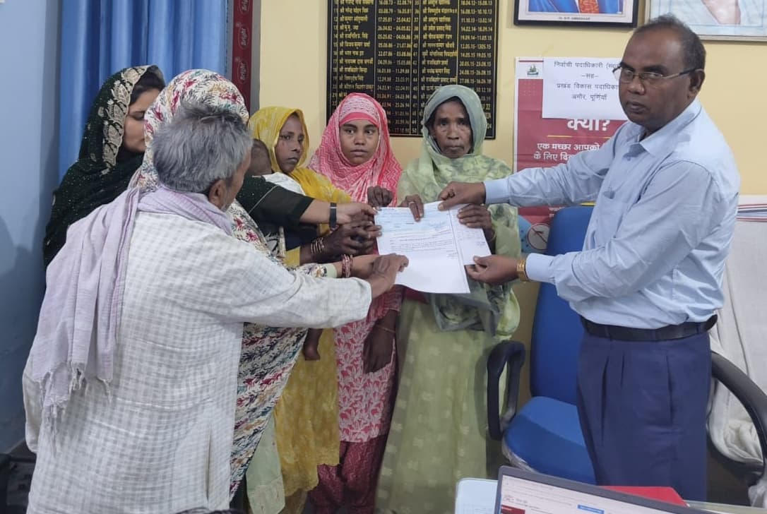 24 घंटे के भीतर अग्निपीड़ितों को मिली सहायता राशि