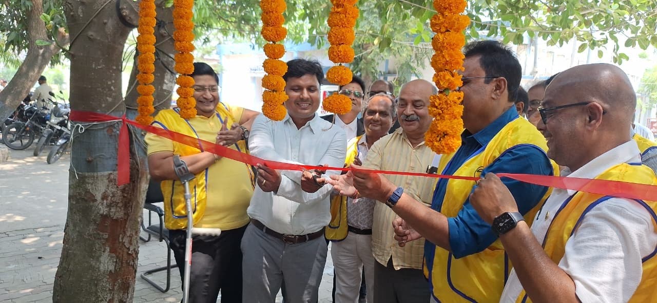 वाटर चिलर का एसडीओ ने किया उद्घाटन