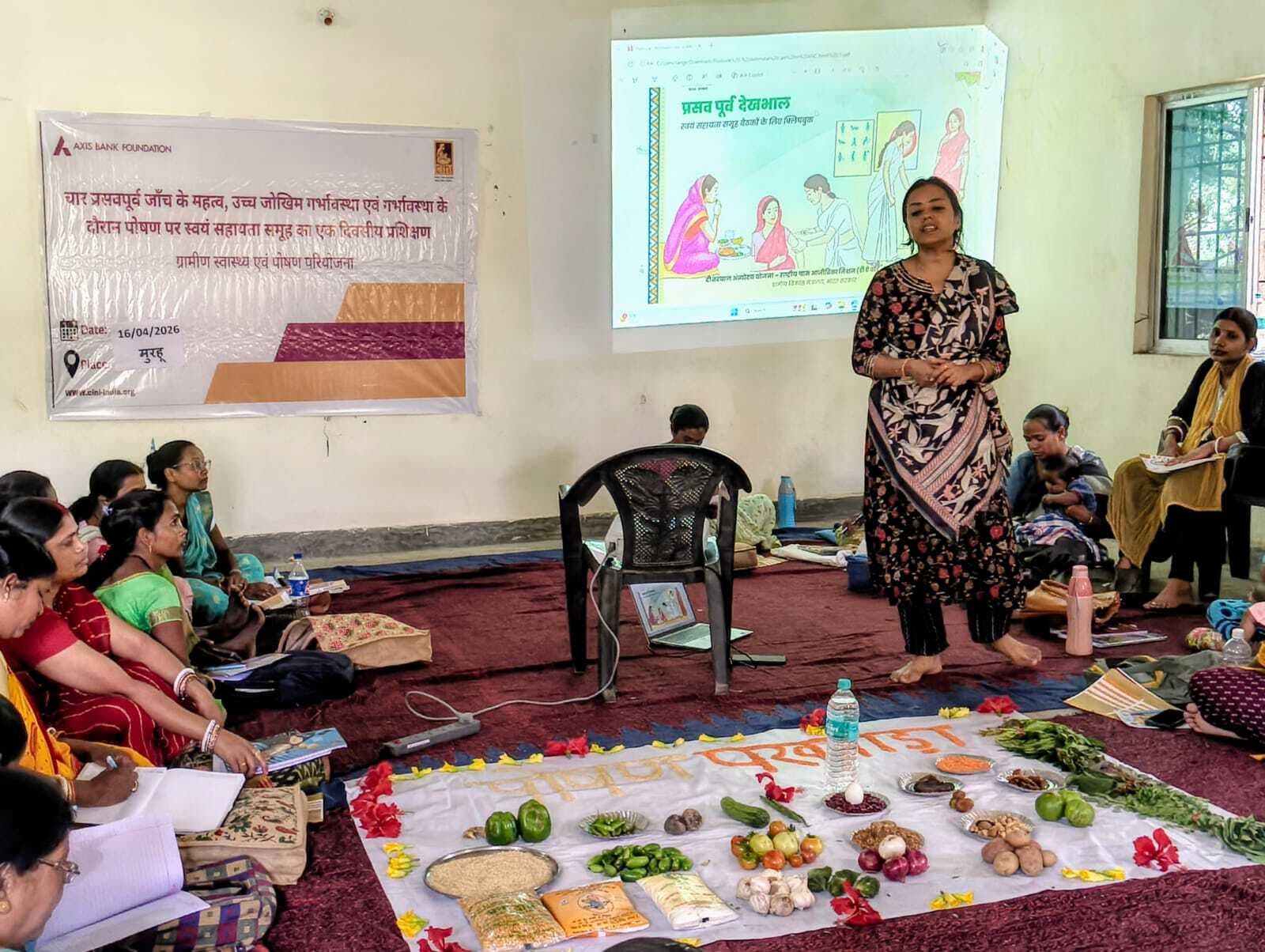 मुरहू में मातृ स्वास्थ्य व पोषण पर प्रशिक्षण आयोजित