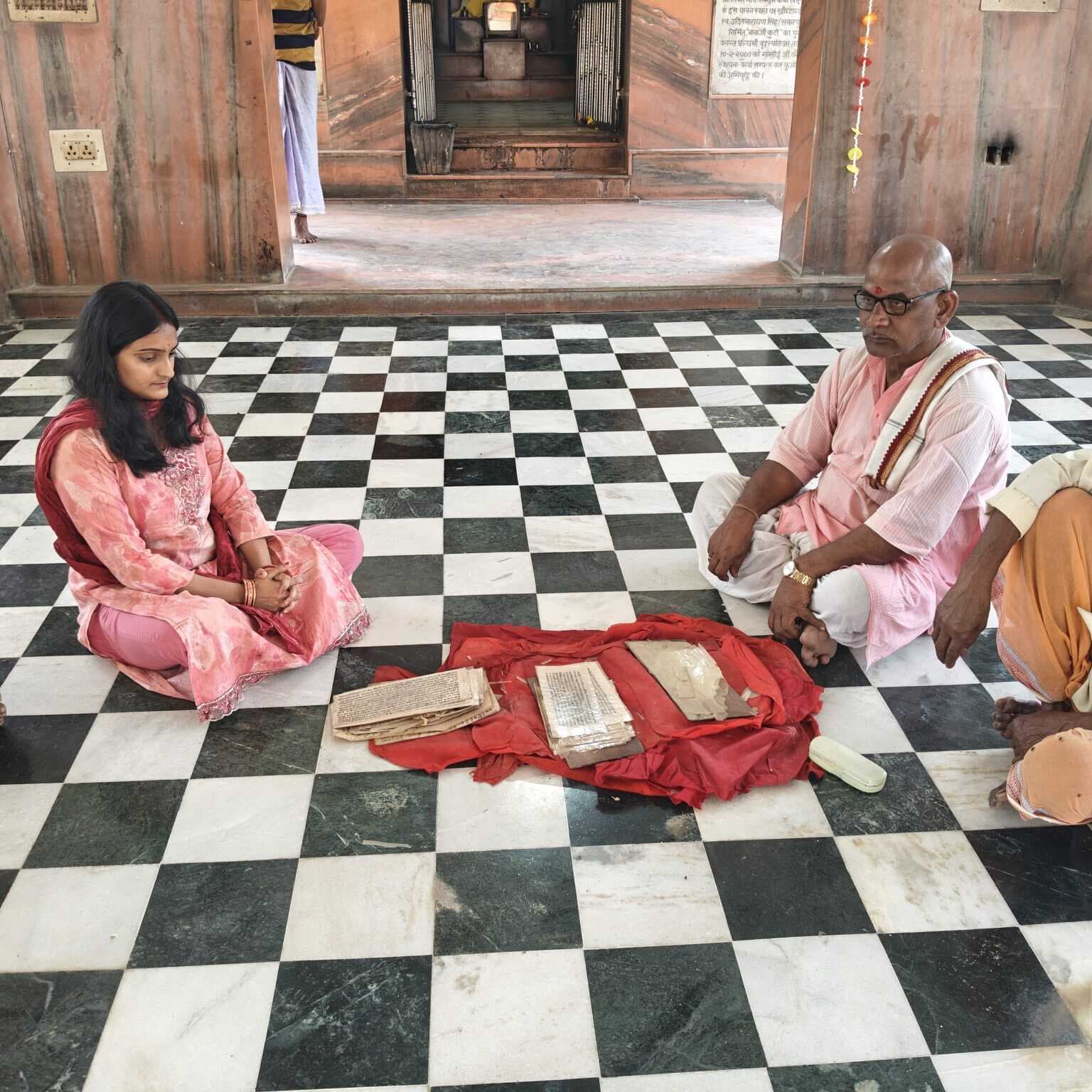 पांडुलिपि सर्वेक्षण अभियान तेज, लोगों से सहयोग की अपील