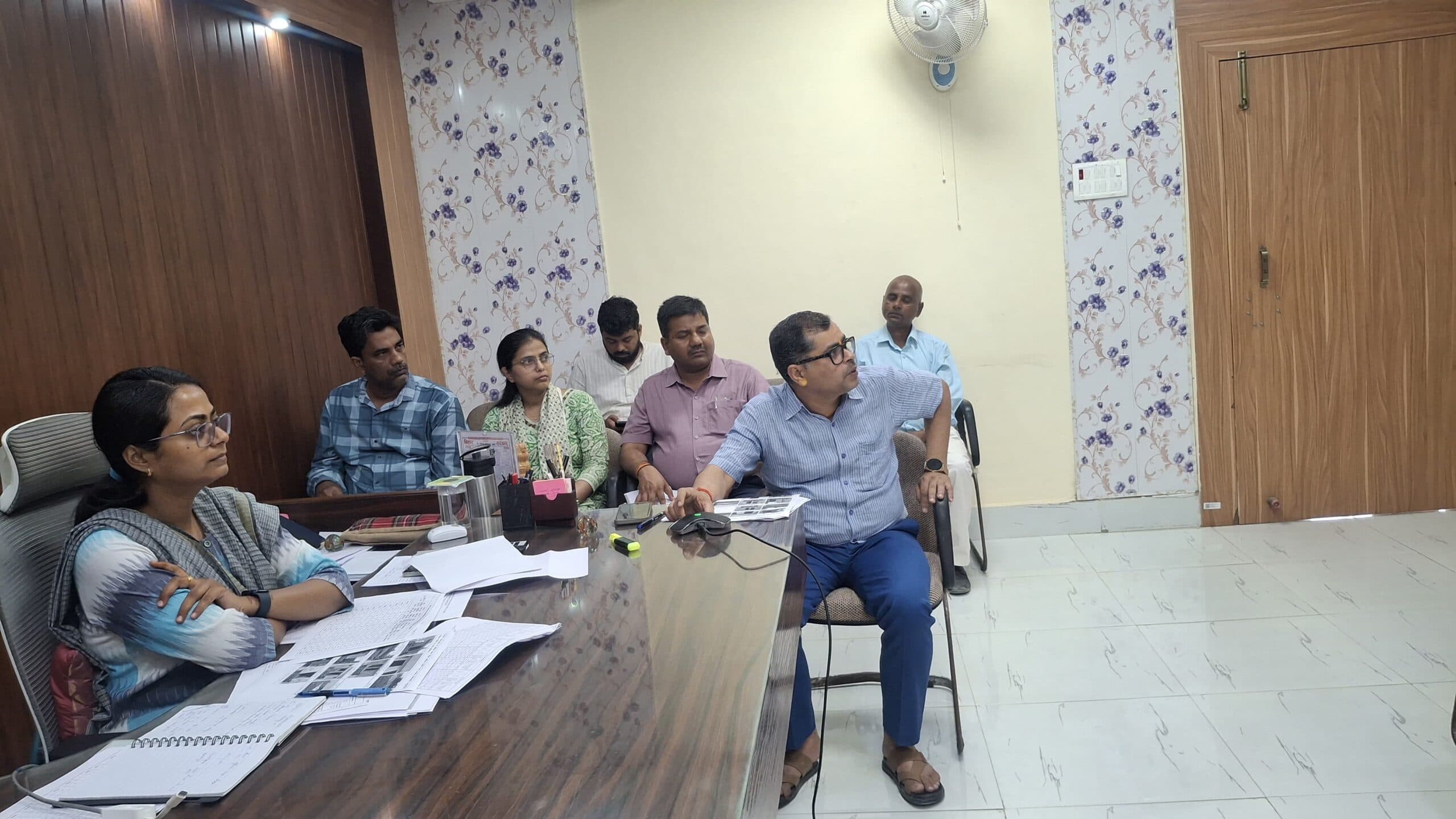 इको क्लब में धीरज बने पीएम