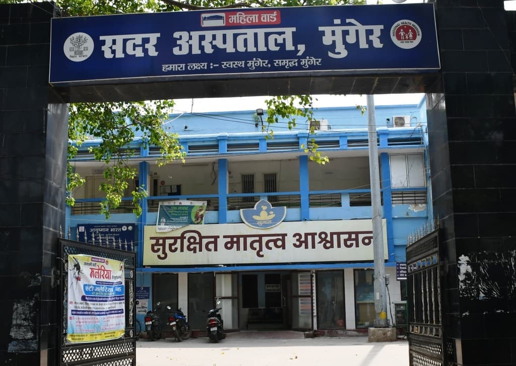 नवनिर्मित पोस्टमार्टम हाउस से सबमर्सिबल व बिजली वायर की चोरी