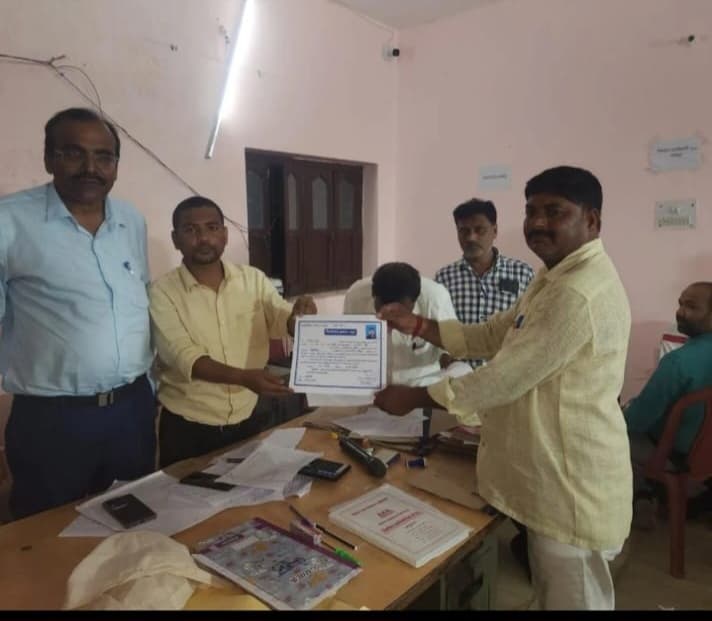 महादेवपुर पैक्स अध्यक्ष पद पर अमित ने लगायी जीत का हैट्रिक