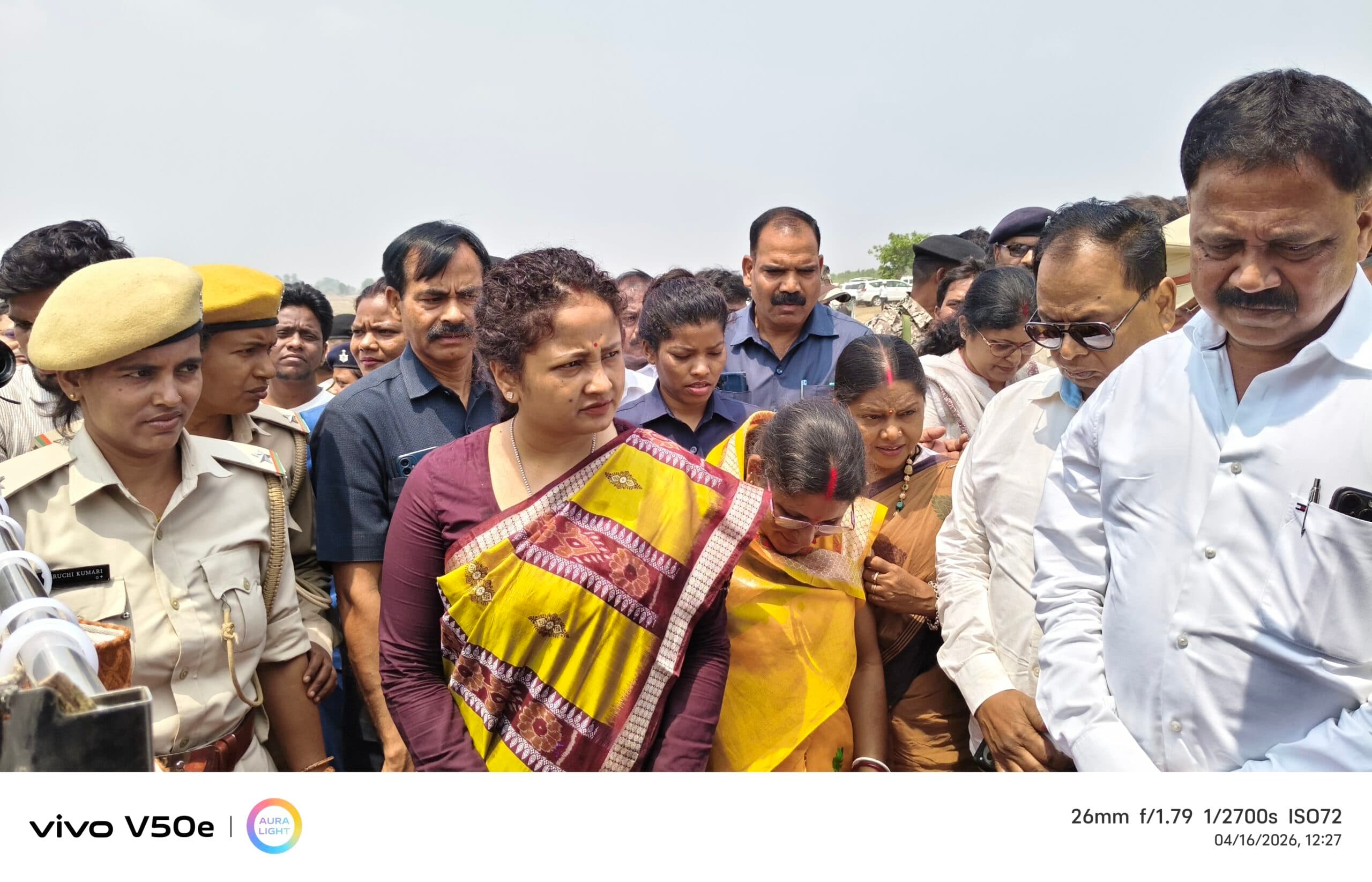 Giridih News :विधायक ने किया चेकडैम का उद्घाटन व कॉटेज की रखी आधारशिला