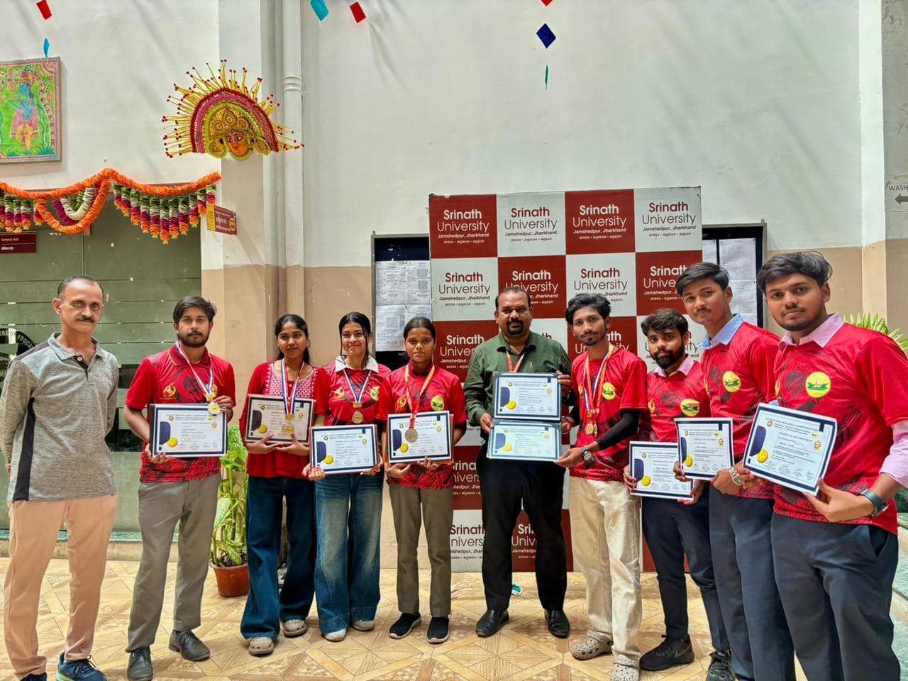 श्रीनाथ विश्वविद्यालय के के छात्रों ने जीते पदक