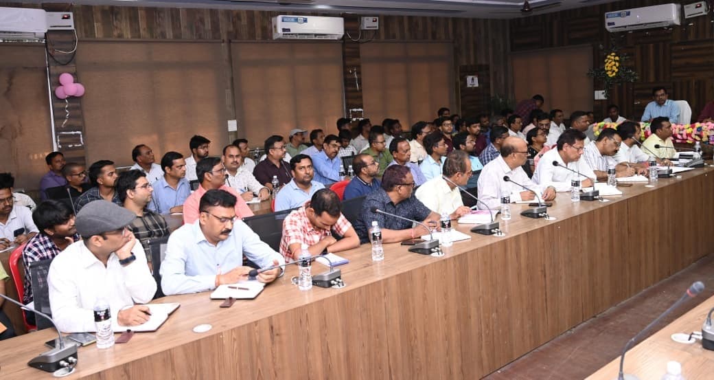 वित्तीय कार्यों में अनियमितता पर होगी कार्रवाई : डीसी