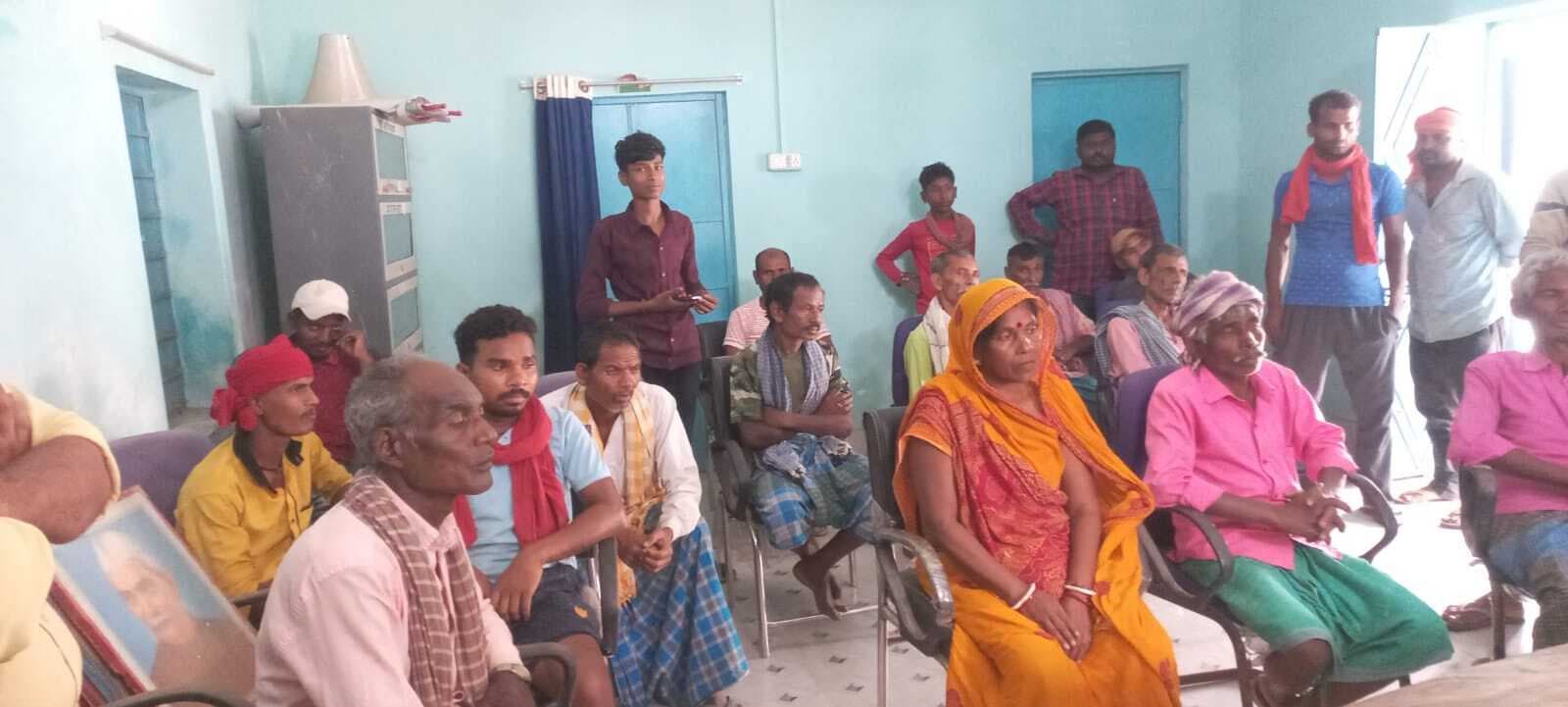 ग्राम कचहरी में तीन मामलों की हुई सुनवाई