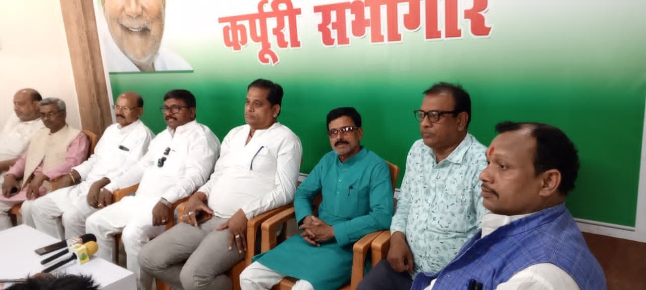 महिलाएं महत्वपूर्ण पदों पर पहुंचकर कर बना रही मिसाल: विधायक