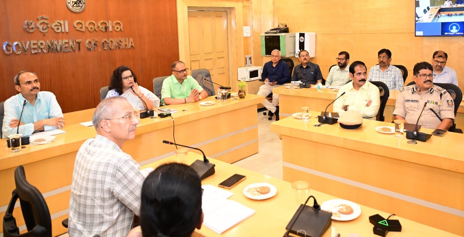 Bhubaneswar News: राष्ट्रपति द्रौपदी मुर्मू 21 को आयेंगी राउरकेला दौरे पर, मुख्य सचिव ने व्यवस्थाओं को त्रुटिरहित बनाने का दिया निर्देश