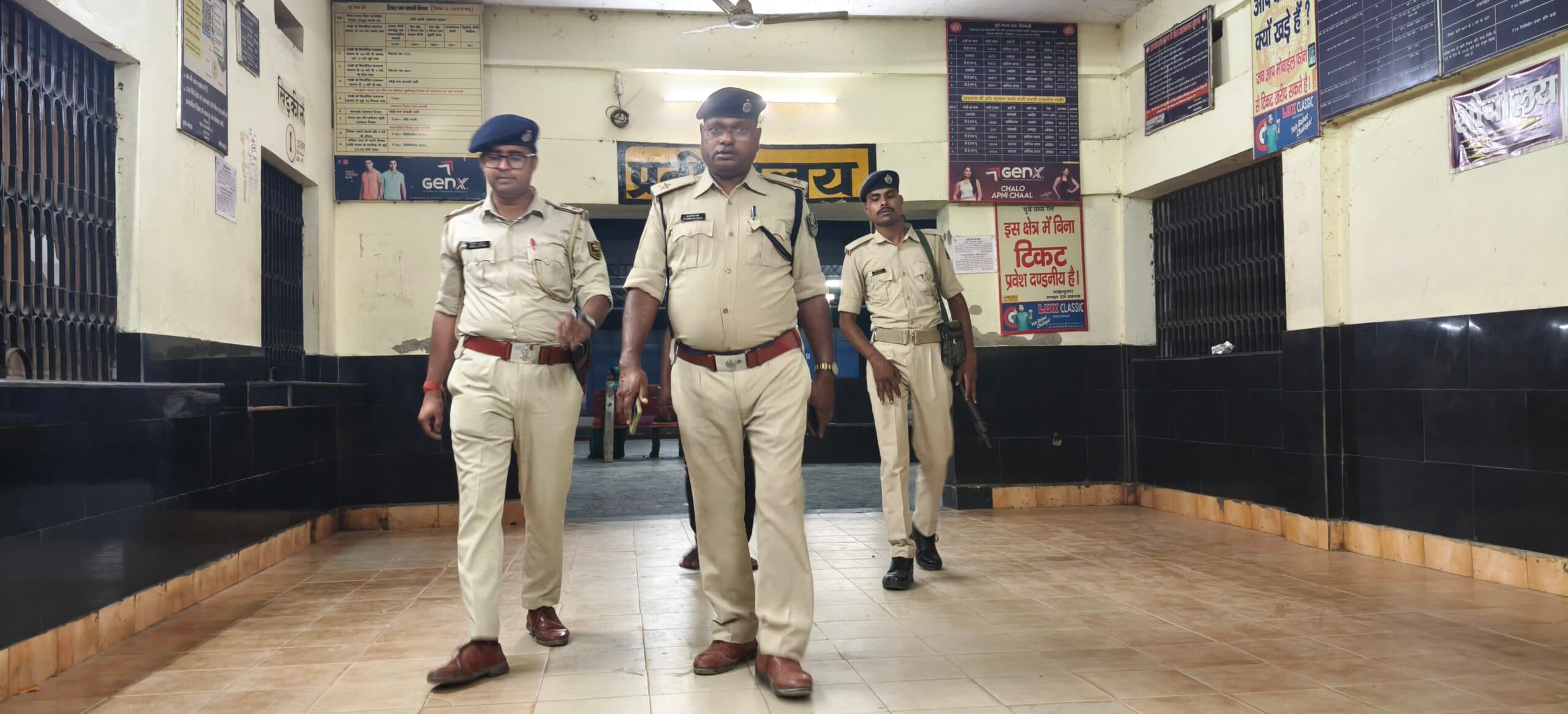 संवेदनशील इलाकों में पुलिस ने चलाया गया सघन अभियान