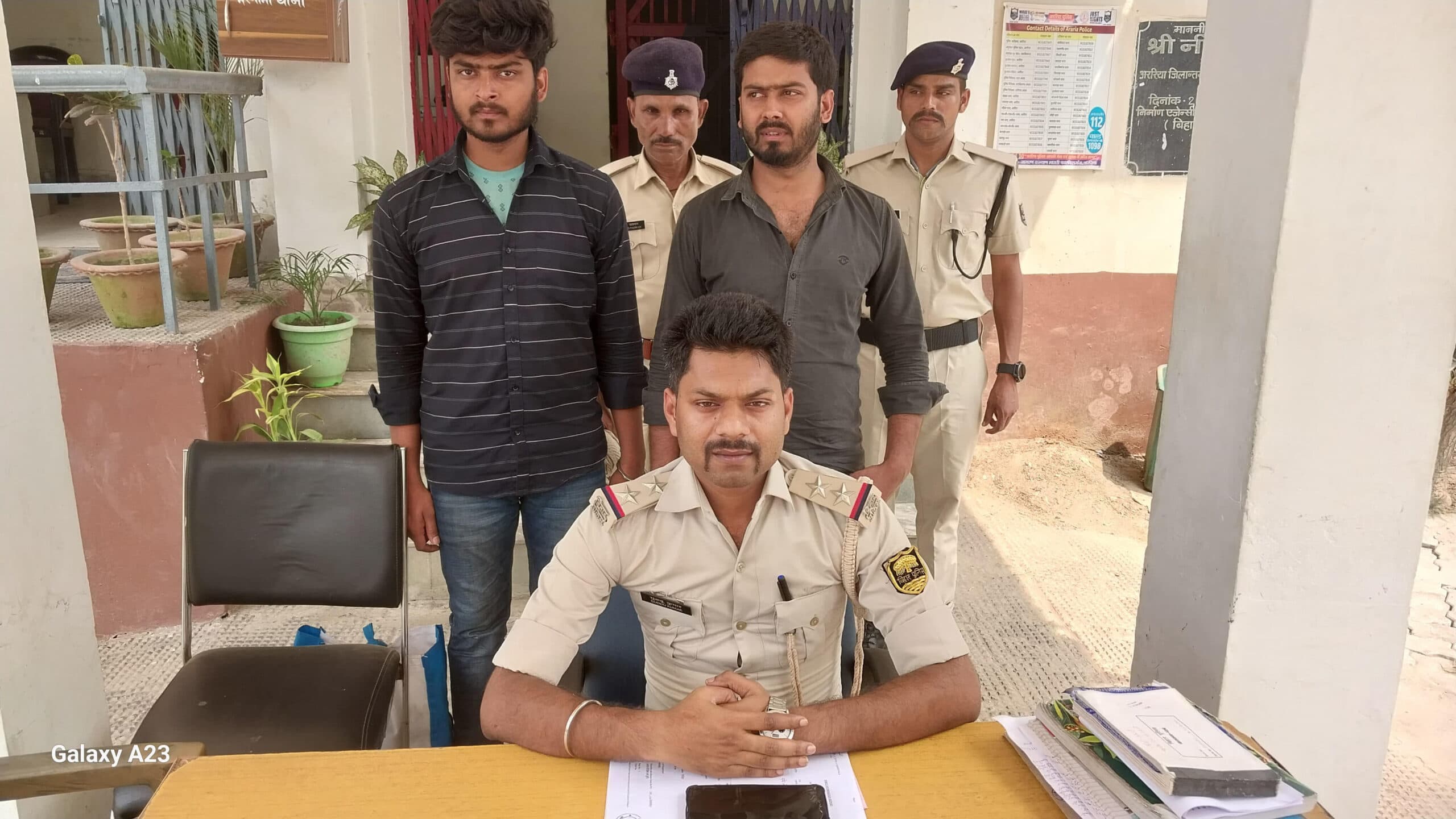 विवाहिता की गला दबाकर हत्या मामले में पति व देवर गिरफ्तार