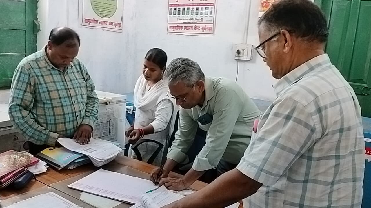 सीएचसी में अव्यवस्था पर सीएस ने जतायी नाराजगी, सुधार के निर्देश