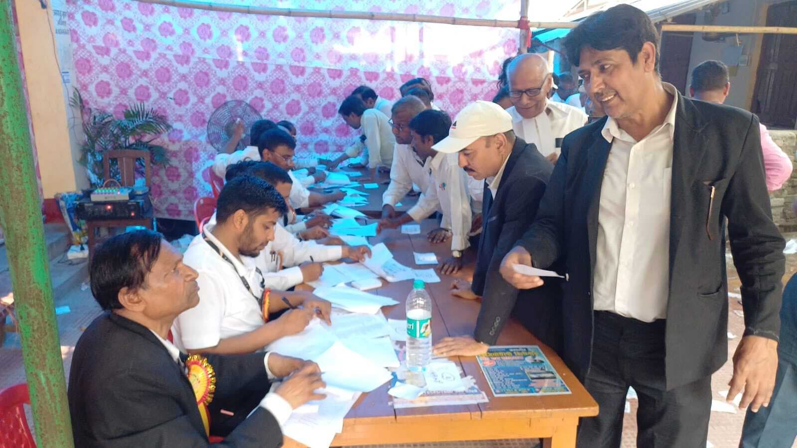 विधिज्ञ संघ चुनाव : 1273 अधिवक्ताओं ने किया मतदान, देर शाम शुरू हुई वोटों की गिनती