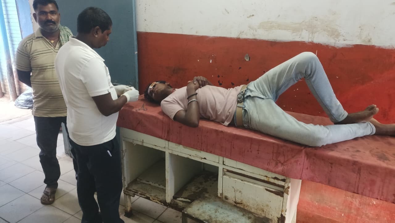 सड़क दुर्घटना में किशोर जख्मी