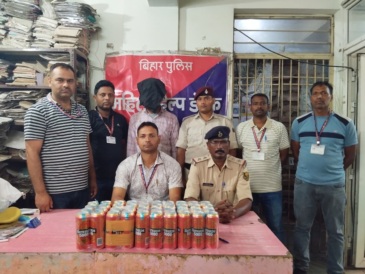 बीयर के साथ युवक गिरफ्तार, प्राथमिकी दर्ज