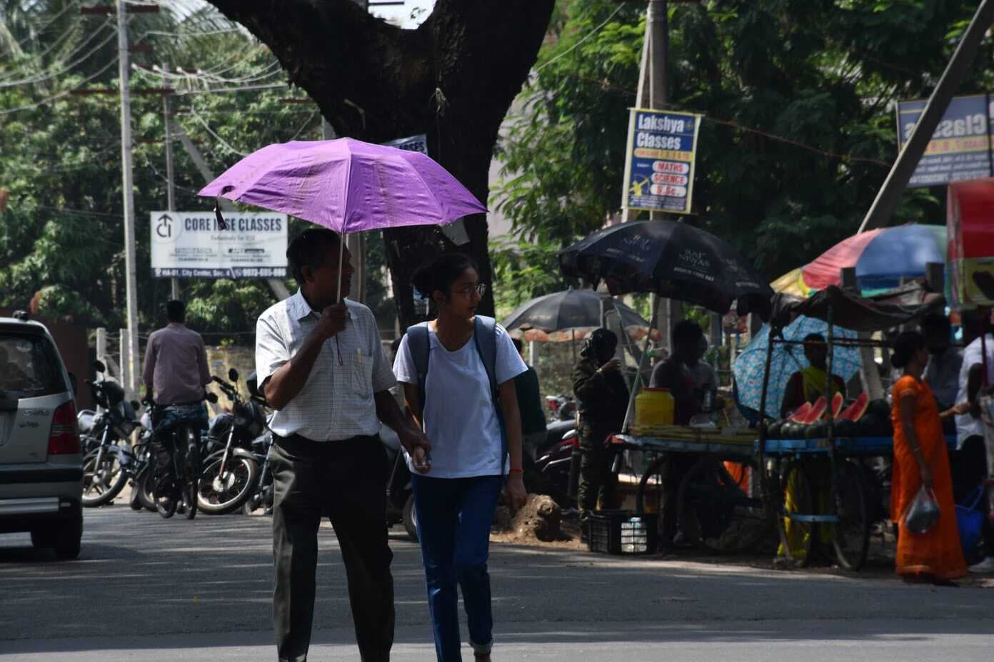 Bokaro News : बोकारो में तापमान पहुंचा 43 डिग्री