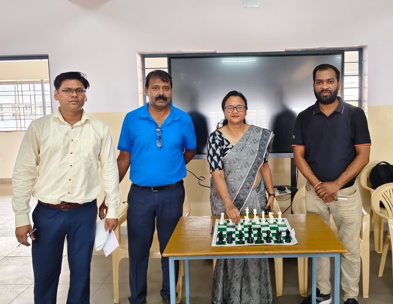 Jamshedpur sports news : तारापोर स्कूल में इंटर हाउस चेस टूर्नामेंट शुरू