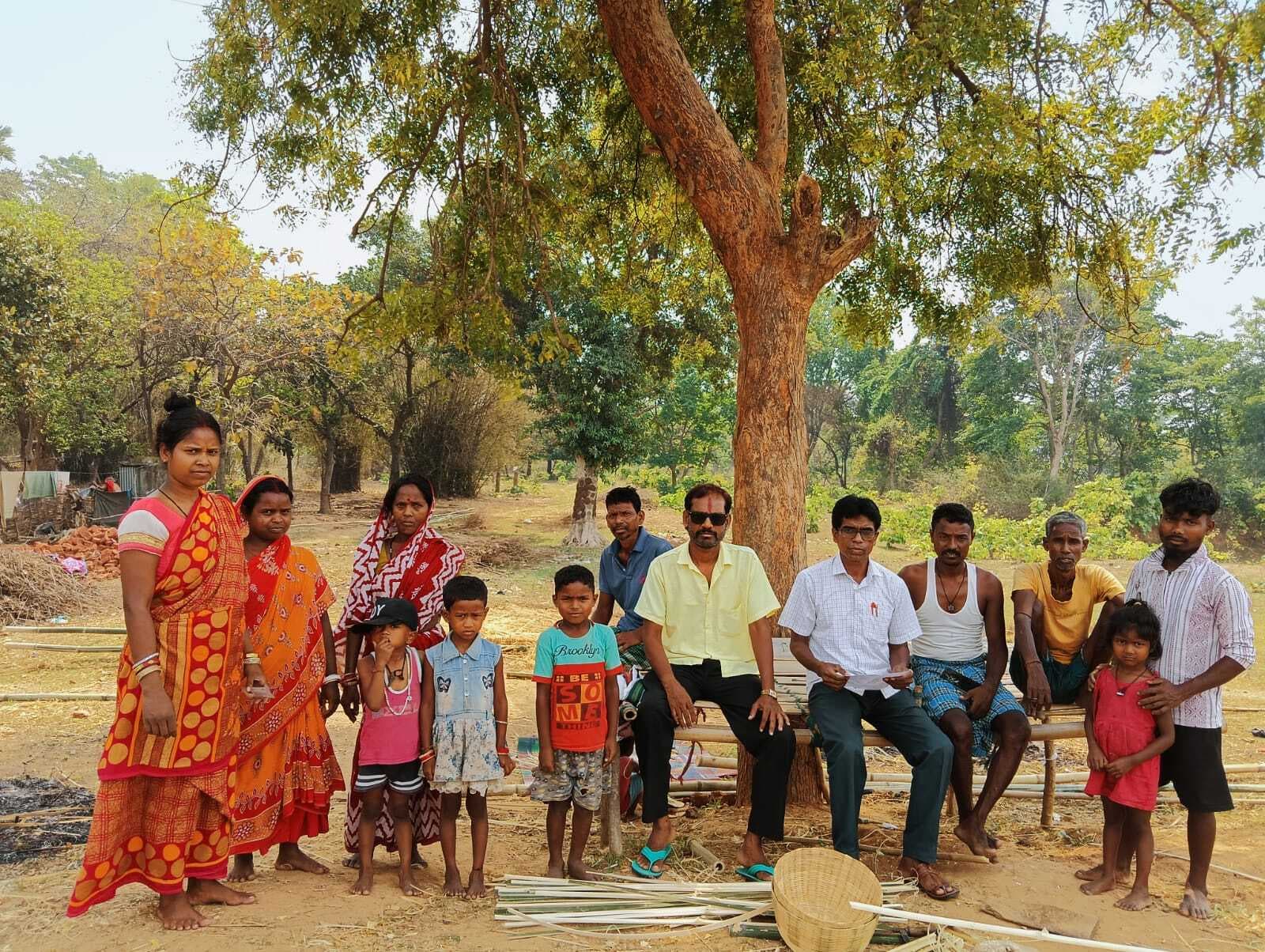 बच्चों के नामांकन के लिए अभिभावकों को किया प्रेरित