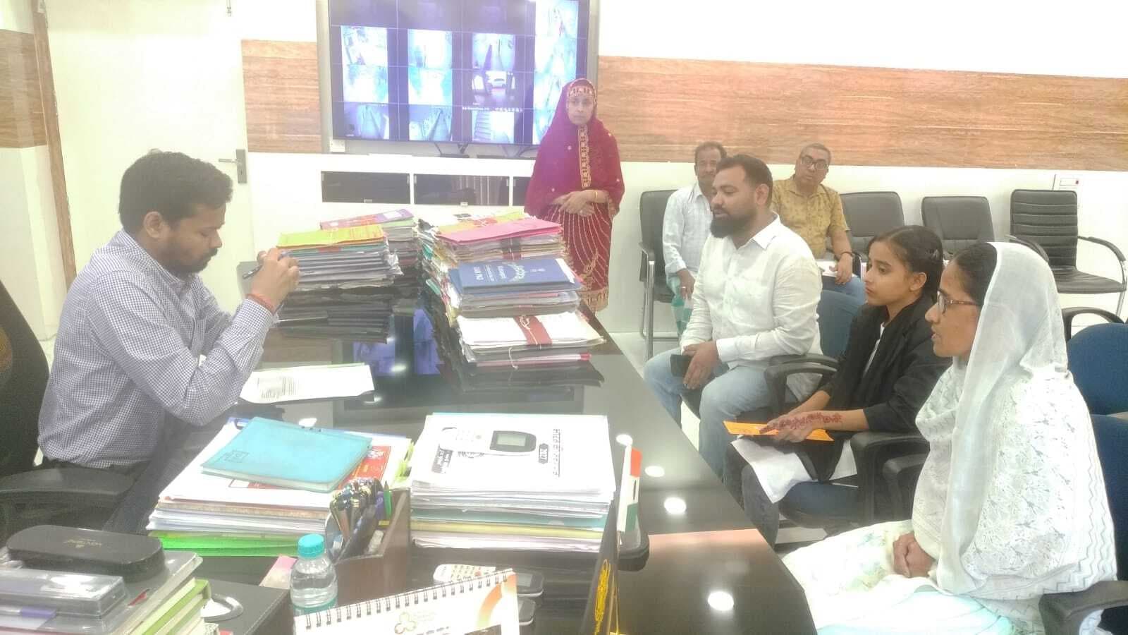 सोमवार व शुक्रवार को दफ्तर में रहें अफसर, शिकायतों का हो तुरंत निपटारा