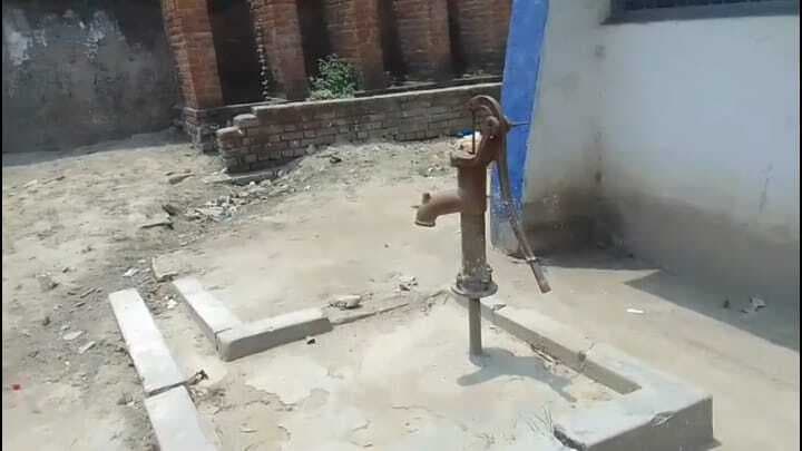 भीषण गर्मी में सामुदायिक स्वास्थ्य केंद्र प्यासा, मरीजों की बढ़ी मुश्किलें