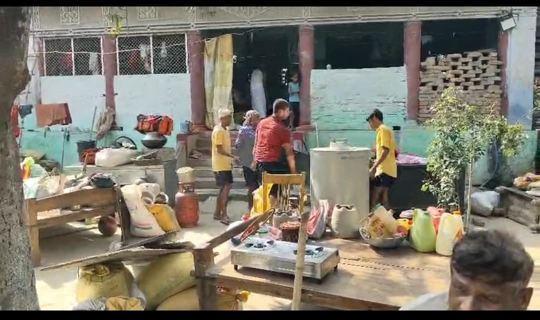 स्वामी सहजानंद पुस्तकालय हुआ अतिक्रमण मुक्त, प्रशासन की कार्रवाई से ग्रामीणों में राहत