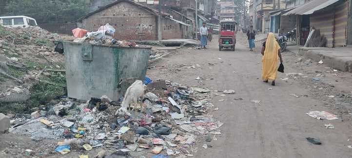 महागामा में कचरा उठाव ठप, वार्डों में गंदगी का अंबार