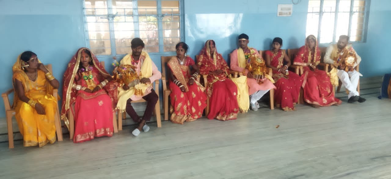 अशोक धाम में गूंजी शहनाई, बिना दहेज के 25 जोड़े परिणय सूत्र में बंधे